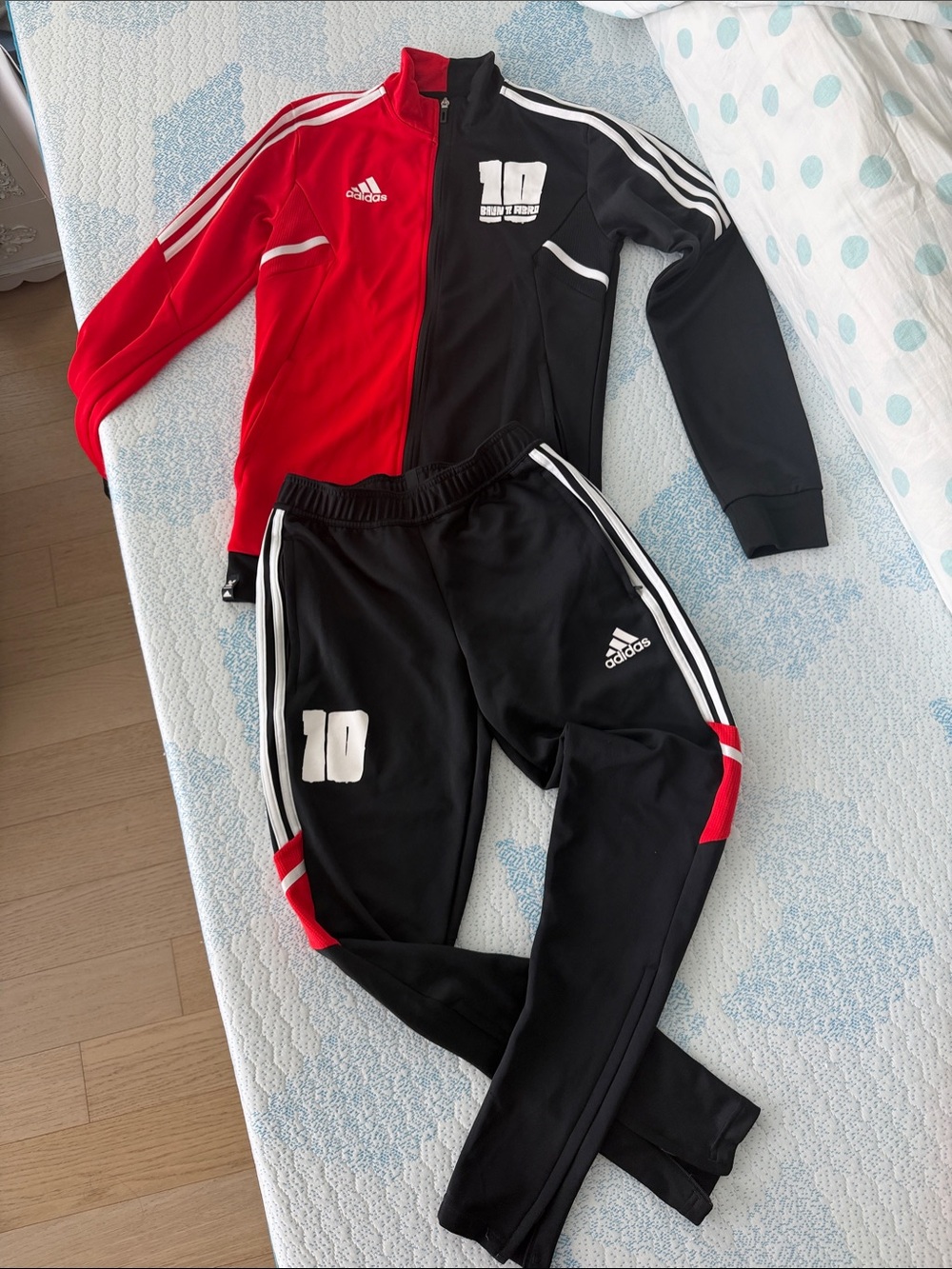 adidas Messi Kids Red & Black Track Jacket and Joggers Set (top S bottom xs)